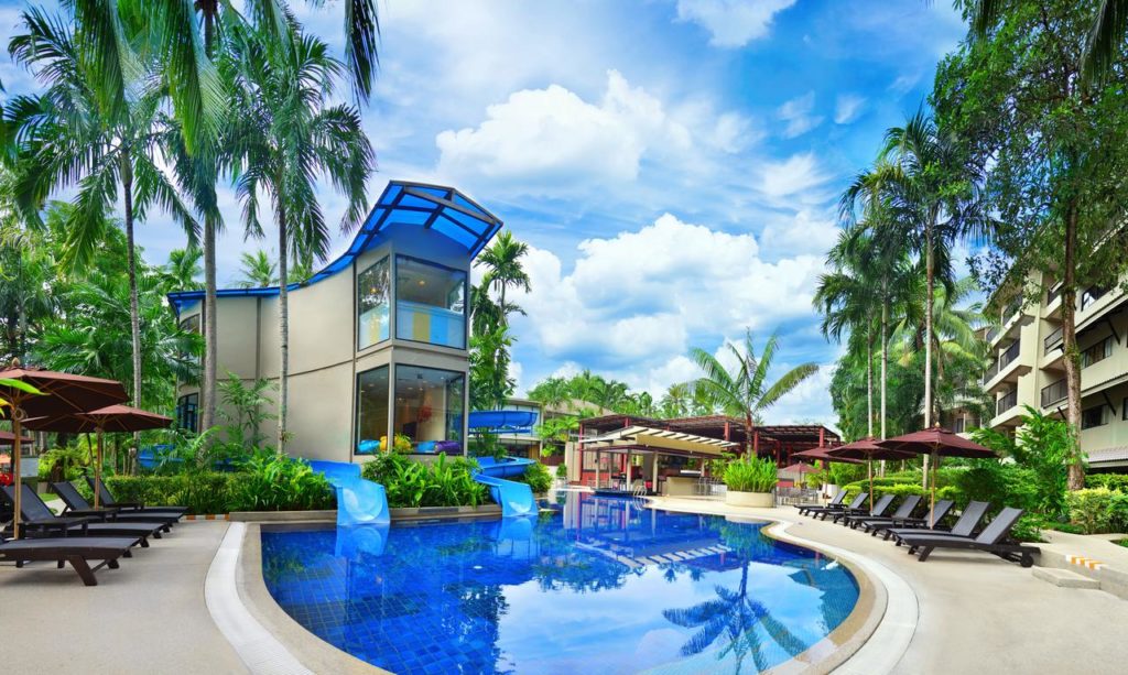 Piscina Novotel Surin